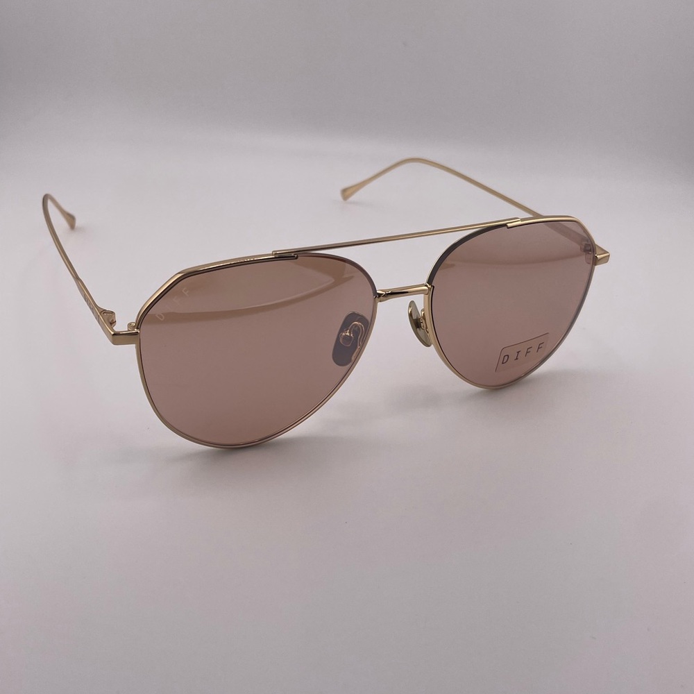 DIFF Eyewear Sunglasses
